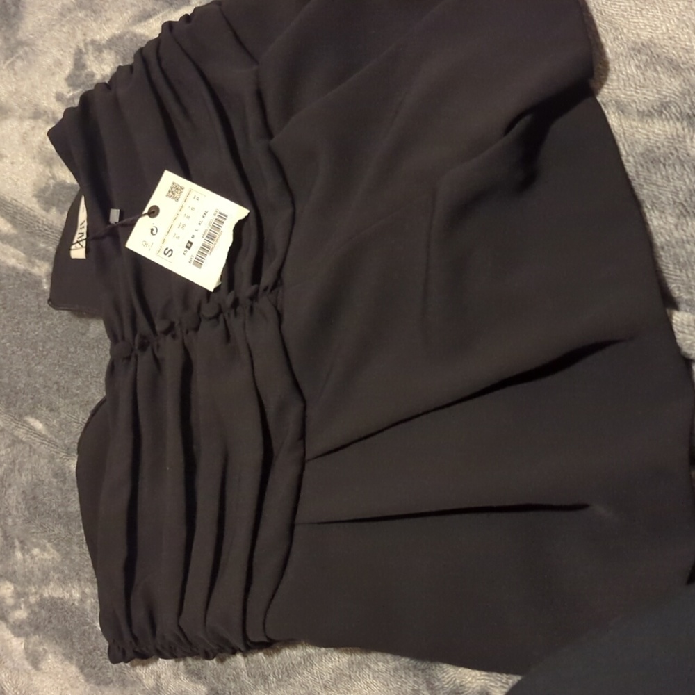 NWT S ZARA Black Shorts
